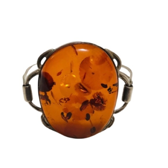 Jewelry - Vintage large rich and gorgeous piece of natural Baltic Amber bracelet